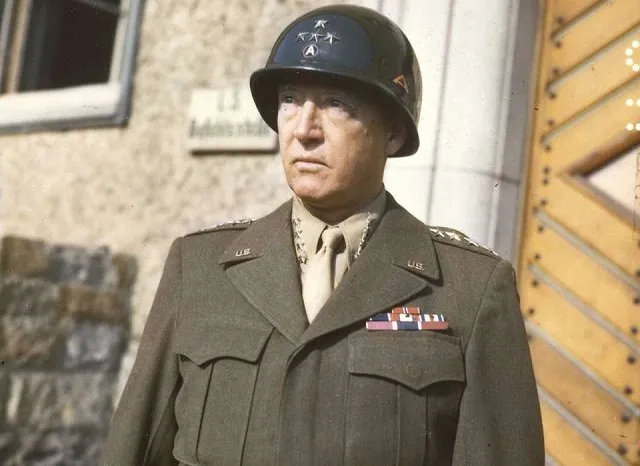 Chiến lược gia George S. Patton ghi nhật ký bằng sổ tay từ năm 2 đại học Chiến lược gia George S. Patton ghi nhật ký bằng sổ tay từ năm 2 đại học