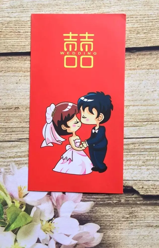 Phong bao lì xì cưới in hình cô dâu chú rể đáng yêu thu hút Phong bao lì xì cưới in hình cô dâu chú rể đáng yêu thu hút
