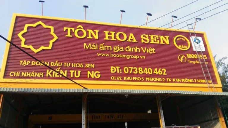 Bảng hiệu chữ tôn tĩnh điện tập đoàn Tôn Hoa Sen Bảng hiệu chữ tôn tĩnh điện tập đoàn Tôn Hoa Sen