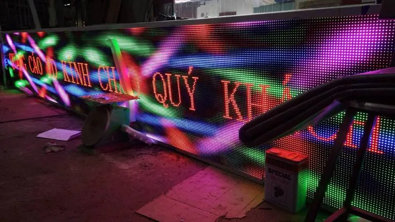 Bảng hiệu led ma trận nhiều màu Bảng hiệu led ma trận nhiều màu