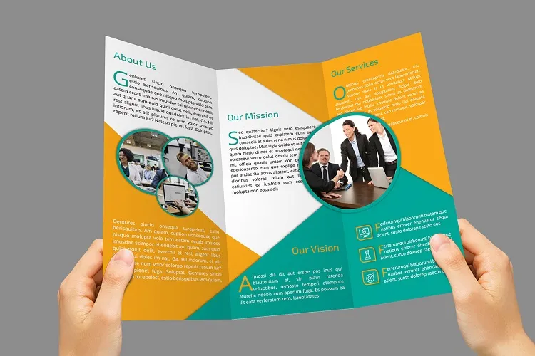 Brochure công ty màu cam, xanh thiết kế hình học đa dạng Brochure công ty màu cam, xanh thiết kế hình học đa dạng
