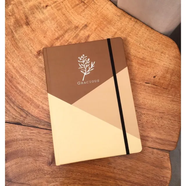 Tự làm sổ tay handmade với bìa cứng