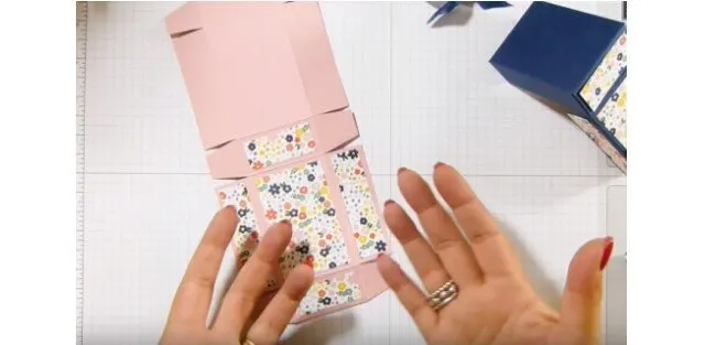 Bước 4 – Dán giấy trang trí lên các mặt hộp Bước 4 – Dán giấy trang trí lên các mặt hộp