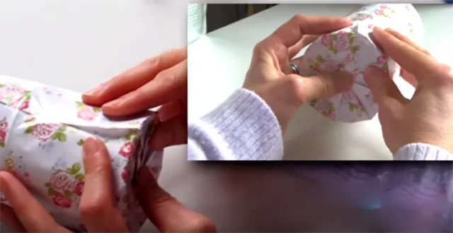 Gấp sao cho tạo thành tâm hình tròn Gấp sao cho tạo thành tâm hình tròn