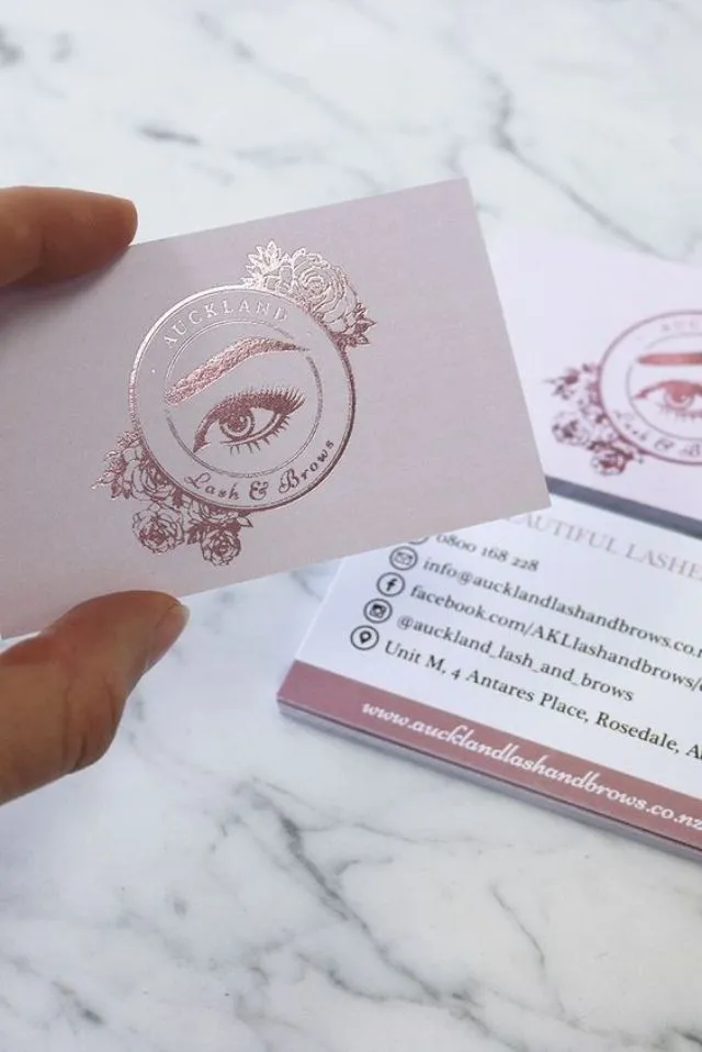 Mẫu card visit phun xăm thẩm mỹ Auckland