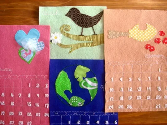 Làm lịch handmade từ vải dạ nỉ và các miếng vải vụn